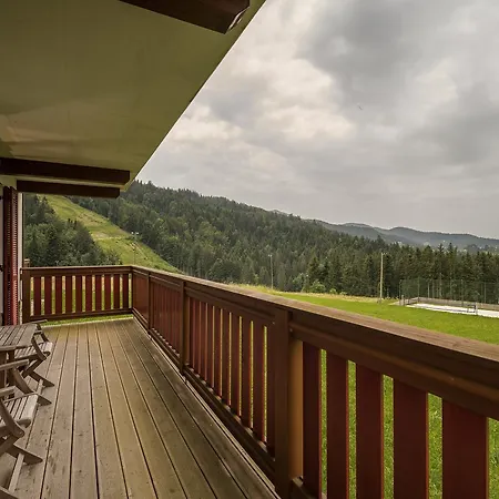 Apartmajsko Naselje Ribnisko Pohorje Apartment *